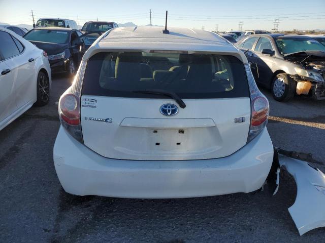 JTDKDTB31E1073773 - 2014 TOYOTA PRIUS C WHITE photo 6