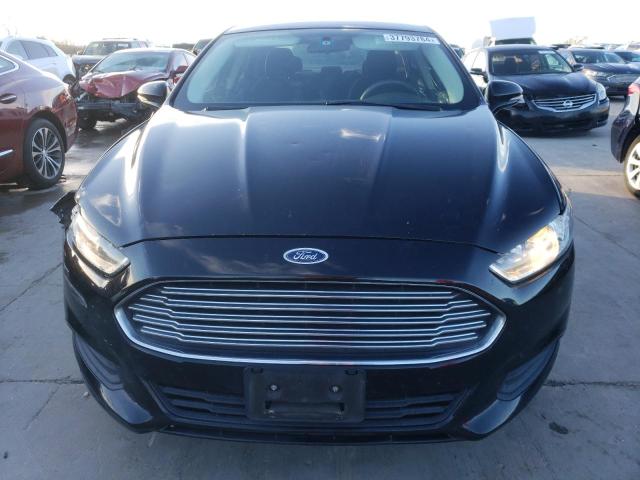 1FA6P0H71G5116916 - 2016 FORD FUSION SE BLACK photo 5