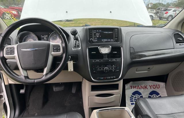 2C4RC1BG2ER446517 - 2014 CHRYSLER TOWN & COU TOURING WHITE photo 9