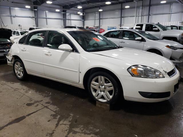 2G1WU581569399438 - 2006 CHEVROLET IMPALA LTZ WHITE photo 4