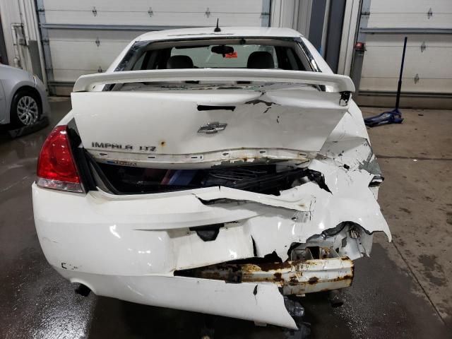 2G1WU581569399438 - 2006 CHEVROLET IMPALA LTZ WHITE photo 6