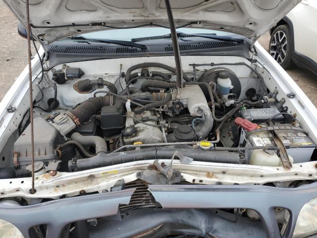 5TENL42N52Z140853 - 2002 TOYOTA TACOMA WHITE photo 11