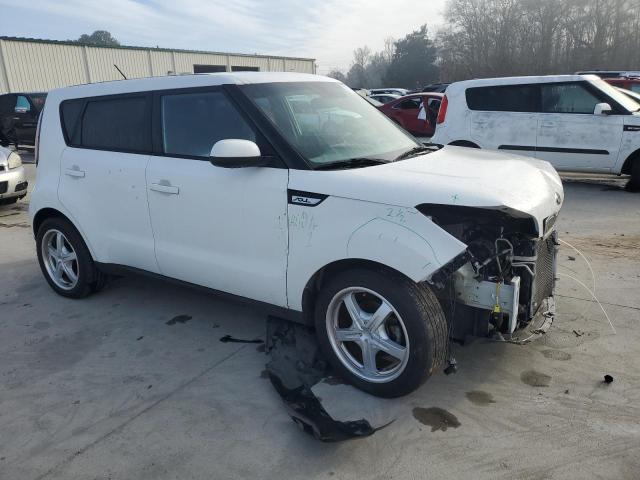 KNDJP3A56F7117822 - 2015 KIA SOUL + WHITE photo 4