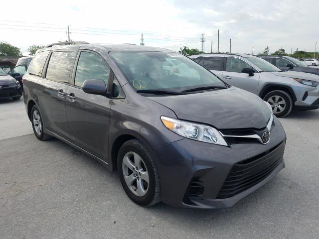 5TDKZ3DC6JS946719 - 2018 TOYOTA SIENNA LE  photo 1