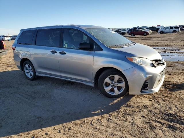 5TDZZ3DC1JS948330 - 2018 TOYOTA SIENNA L SILVER photo 4