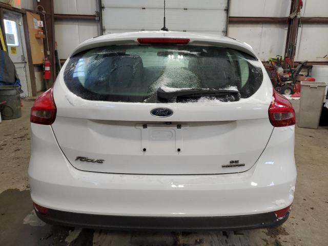 1FADP3K21GL308158 - 2016 FORD FOCUS SE WHITE photo 6