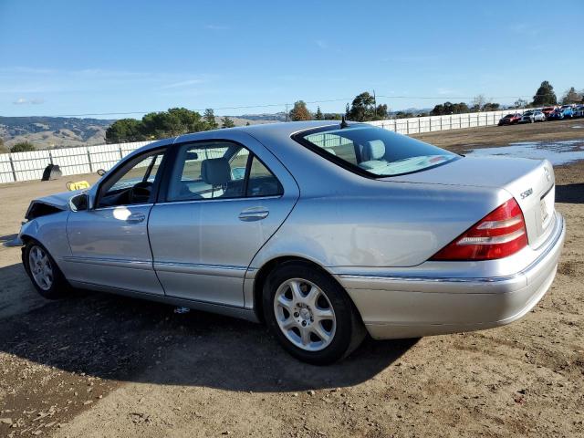 WDBNG75J6YA074457 - 2000 MERCEDES-BENZ S 500 SILVER photo 2