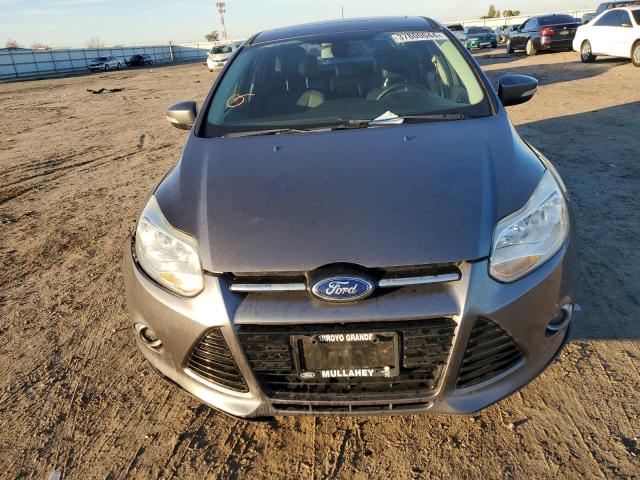 1FAHP3H2XCL374291 - 2012 FORD FOCUS SEL CHARCOAL photo 5