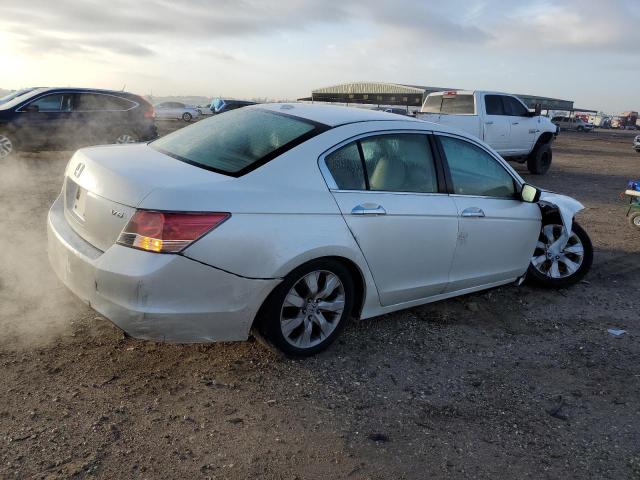 1HGCP36808A070001 - 2008 HONDA ACCORD EXL WHITE photo 3