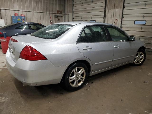 1HGCM56346A107864 - 2006 HONDA ACCORD SE SILVER photo 3