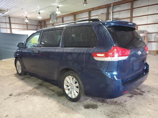 5TDDK3DCXCS042565 - 2012 TOYOTA SIENNA XLE BLUE photo 2