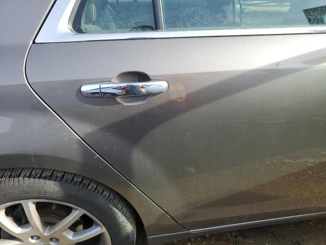 1G1ZE5EB9AF135324 - 2010 CHEVROLET MALIBU LTZ თაფლისფერი ფოტო 10