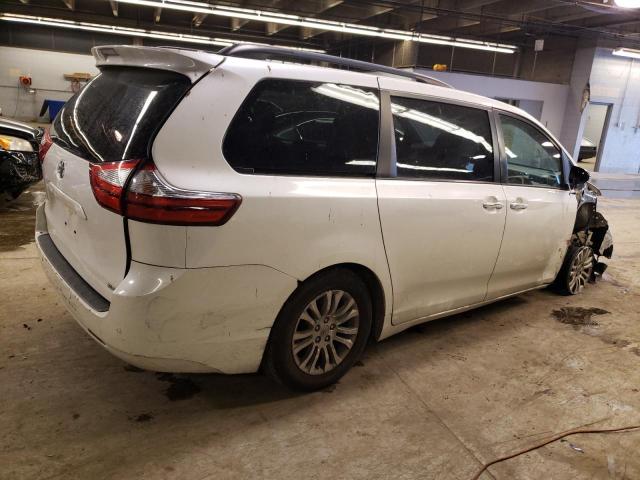 5TDYK3DC0FS534642 - 2015 TOYOTA SIENNA XLE WHITE photo 3