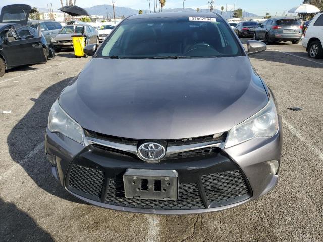 4T1BF1FK5HU367241 - 2017 TOYOTA CAMRY LE GRAY photo 5