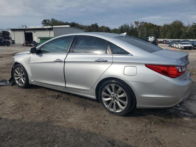 5NPEC4AC9DH564364 - 2013 HYUNDAI SONATA SE SILVER photo 2