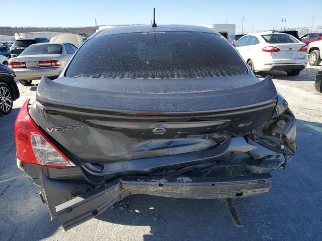 3N1CN7AP0HL814718 - 2017 NISSAN VERSA S GRAY photo 6