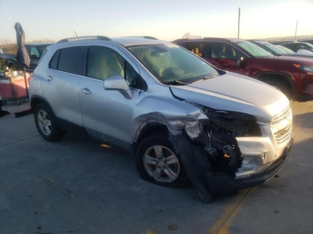 3GNCJLSB8FL254746 - 2015 CHEVROLET TRAX 1LT SILVER photo 4