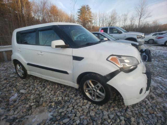 KNDJT2A28B7328333 - 2011 KIA SOUL + WHITE photo 4