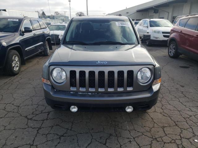 1C4NJPFA6CD610252 - 2012 JEEP PATRIOT LA GRAY photo 5