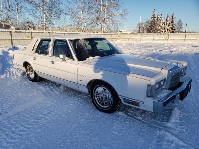 1LNBM81F9JY634730 - 1988 LINCOLN TOWN CAR WHITE photo 4