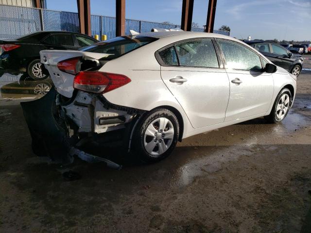 3KPFL4A7XHE095299 - 2017 KIA FORTE LX WHITE photo 3