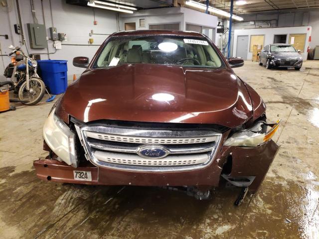 1FAHP2EW4AG138162 - 2010 FORD TAURUS SEL BURGUNDY photo 5