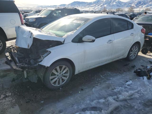 KNAFX4A62E5223017 - 2014 KIA FORTE LX WHITE photo 1