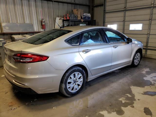 3FA6P0G73KR103608 - 2019 FORD FUSION S GOLD photo 3