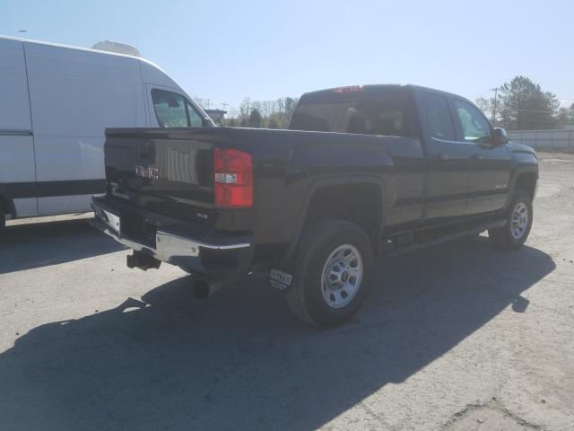 1GT22SEY7HZ219459 - 2017 GMC SIERRA K2500 SLE  photo 4