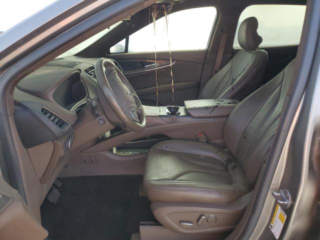 2LMTJ8LR4GBL57855 - 2016 LINCOLN MKX RESERVE أسمر صورة 7