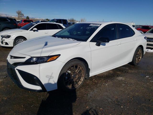 4T1G11AK7PU077819 - 2023 TOYOTA CAMRY SE NIGHT SHADE WHITE photo 1