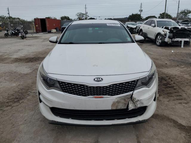 5XXGU4L36GG006295 - 2016 KIA OPTIMA EX WHITE photo 5