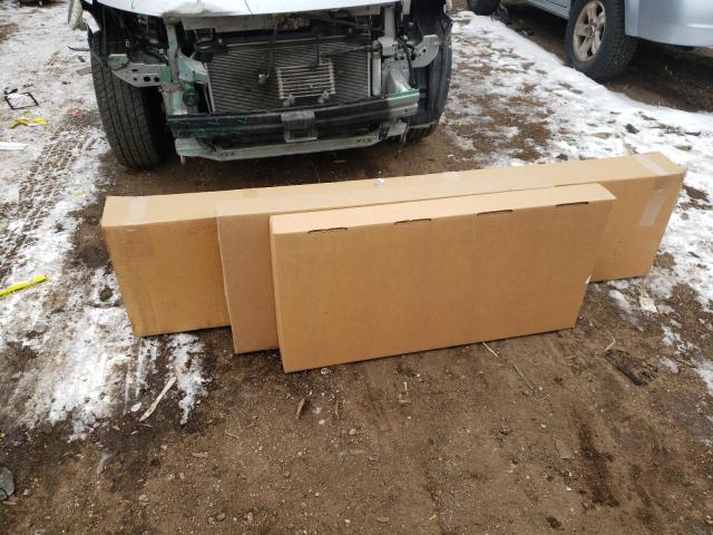 5YMKW8C58H0R44080 - 2017 BMW X6 M BLUE photo 12