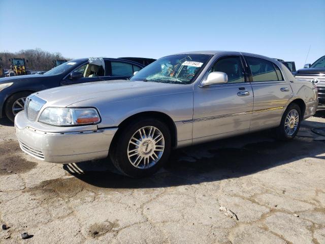 2LNHM82VX9X633095 - 2009 LINCOLN TOWN CAR SIGNATURE LIMITED SILVER photo 1