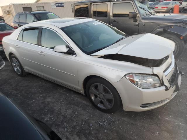 1G1ZD5E18BF283265 - 2011 CHEVROLET MALIBU 2LT WHITE photo 4