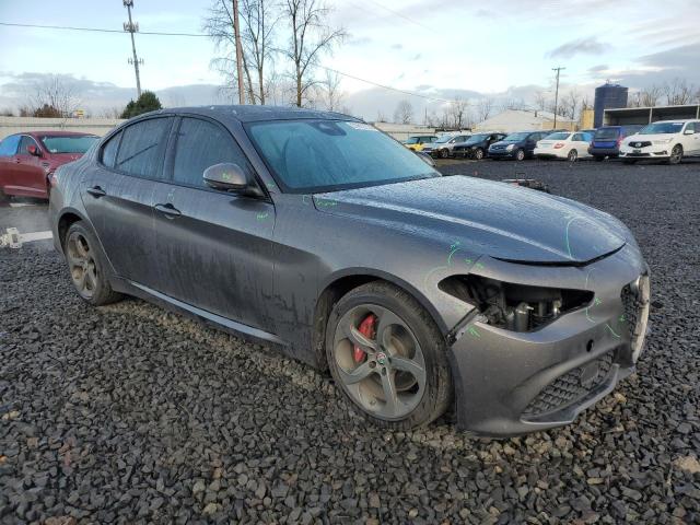 ZARFAEEN4H7556801 - 2017 ALFA ROMEO GIULIA TI Q4 GRAY photo 4