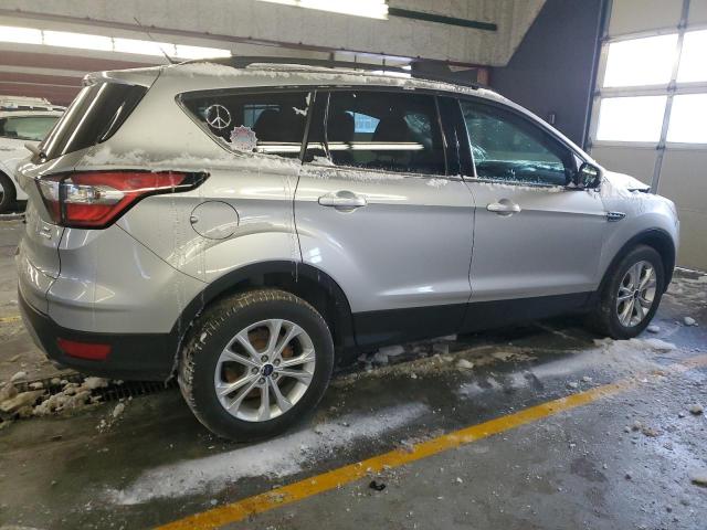 1FMCU0GD3HUC22459 - 2017 FORD ESCAPE SE SILVER photo 3