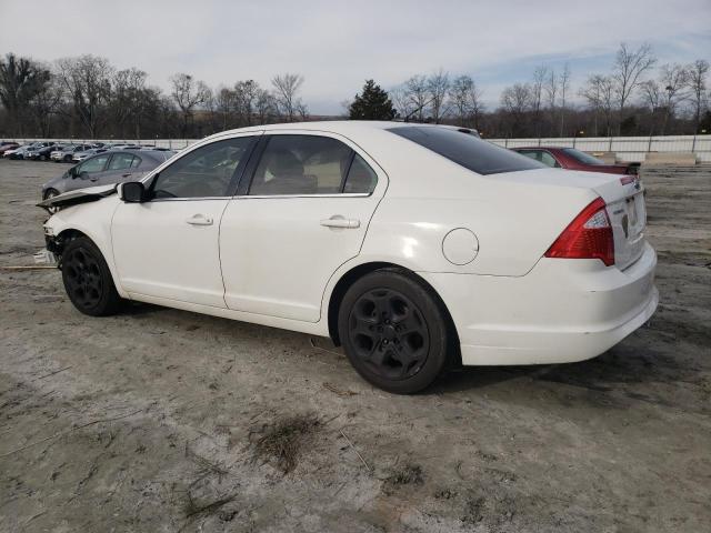 3FAHP0HA9AR297885 - 2010 FORD FUSION SE WHITE photo 2