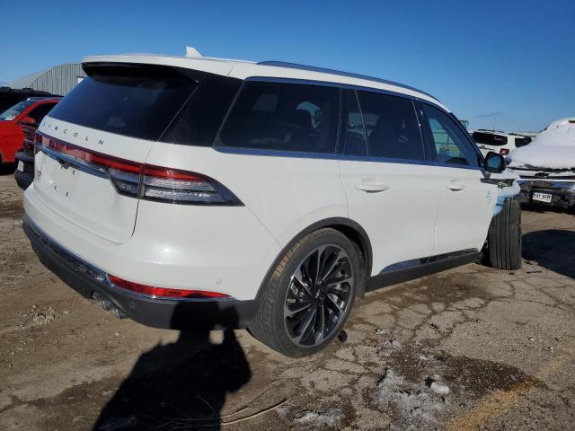 5LM5J7XC1PGL09059 - 2023 LINCOLN AVIATOR RESERVE WHITE photo 3