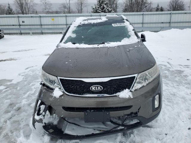 5XYKUDA73FG614415 - 2015 KIA SORENTO EX GRAY photo 5