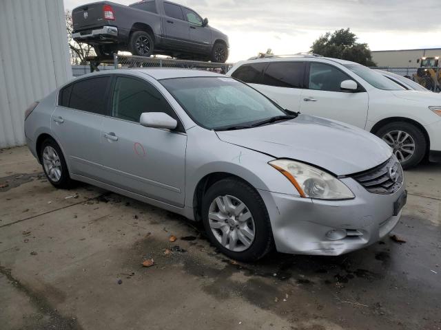 1N4AL2AP2CC105831 - 2012 NISSAN ALTIMA BASE SILVER photo 4