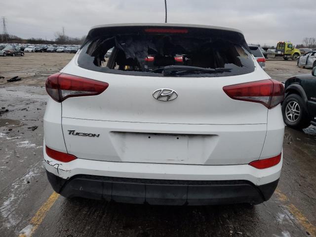 KM8J33A46HU414592 - 2017 HYUNDAI TUCSON LIMITED WHITE photo 6