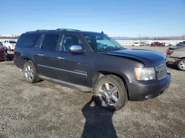 1GNSKKE38BR257432 - 2011 CHEVROLET SUBURBAN K1500 LTZ GRAY photo 4