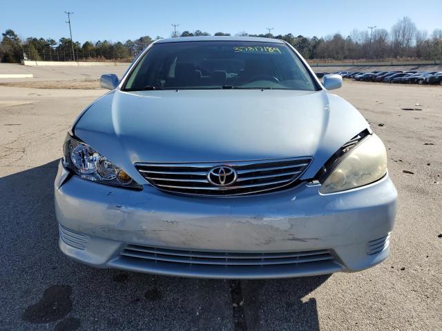 4T1BE32KX6U655886 - 2006 TOYOTA CAMRY LE BLUE photo 5