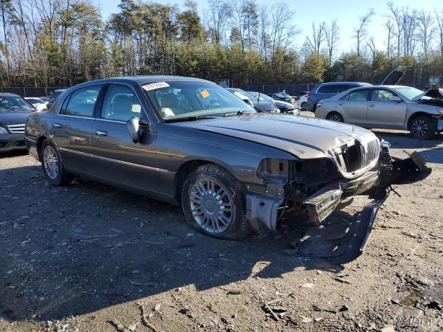 1LNHM81W34Y674090 - 2004 LINCOLN TOWN CAR EXECUTIVE GRAY photo 4