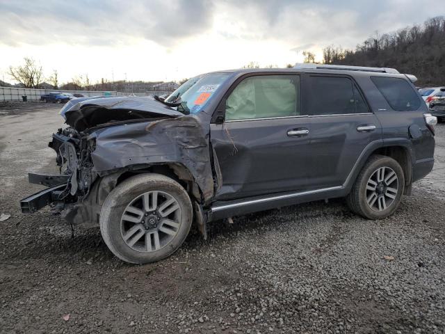 2017 TOYOTA 4RUNNER SR5/SR5 PREMIUM, 