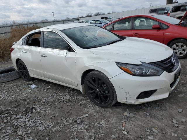 1N4AL3AP2JC480427 - 2018 NISSAN ALTIMA 2.5 WHITE photo 4