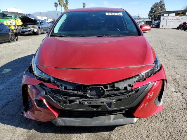 JTDKARFP2H3042906 - 2017 TOYOTA PRIUS PRIM 红色 照片 5