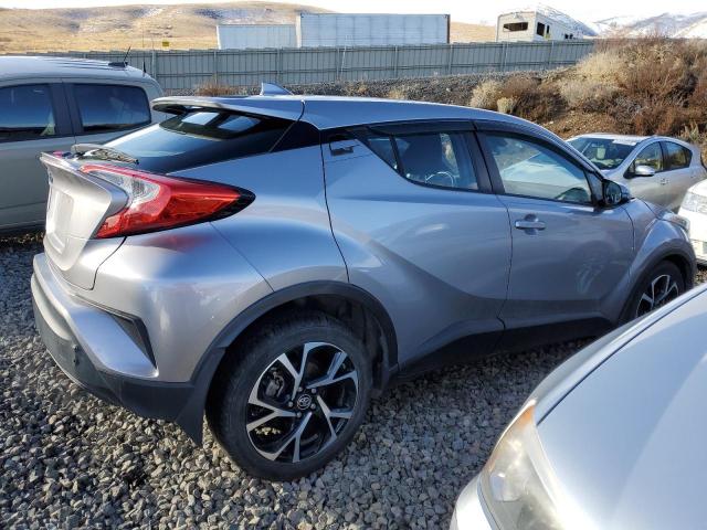 NMTKHMBX6JR001475 - 2018 TOYOTA C-HR XLE SILVER photo 3