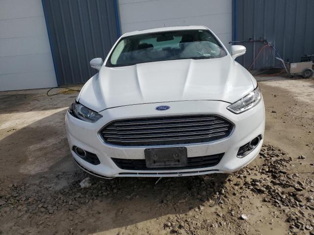 3FA6P0T90GR355542 - 2016 FORD FUSION SE WHITE photo 5